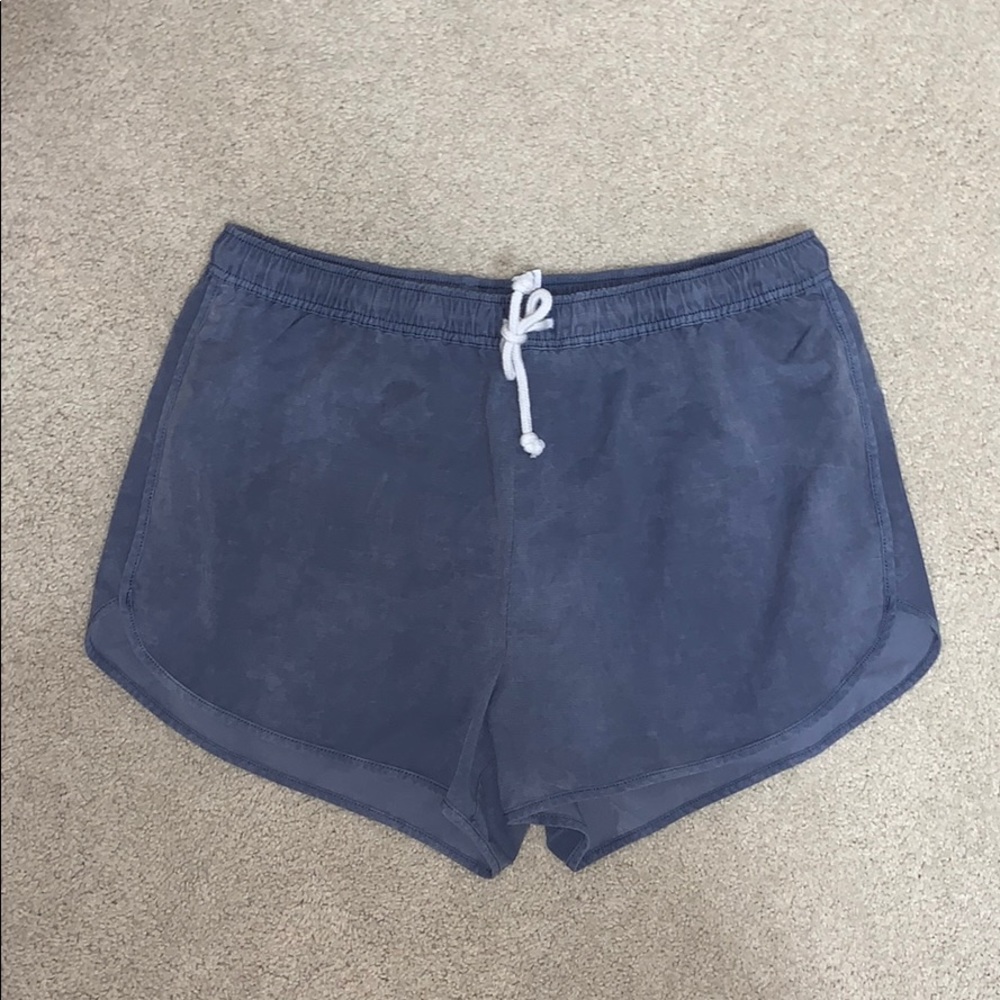 RVCA shorts!